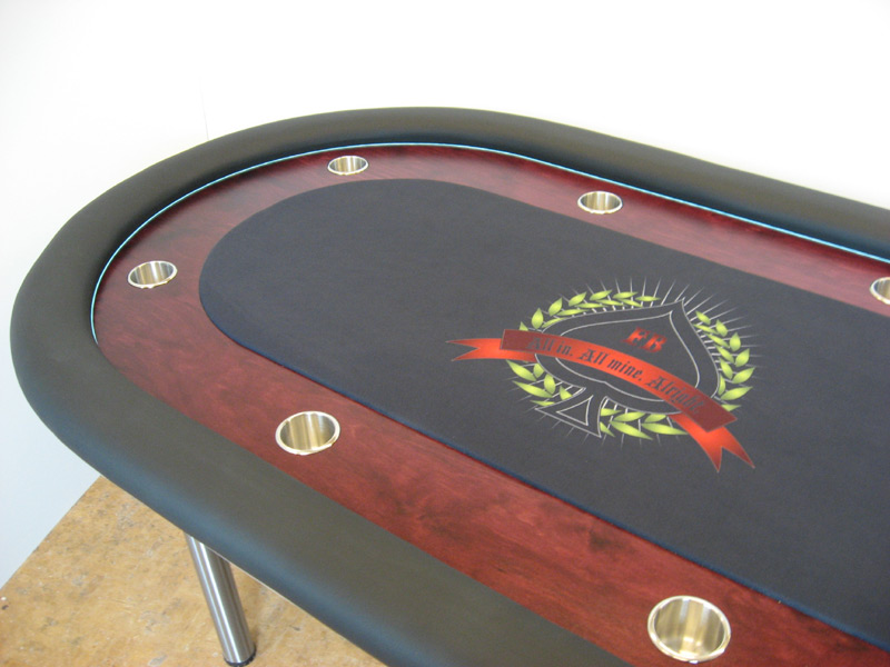 Pokertisch: Rail Whisper Vinyl Black / Racetrack Birke, Red Mahogany / Playing Surface Custom Print Cloth (Dye-Sublimation)
